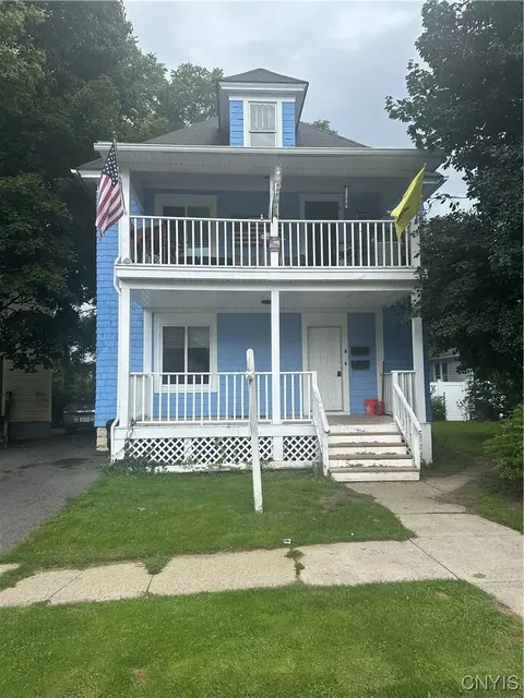 68 Cayuga St, Auburn, NY 13021