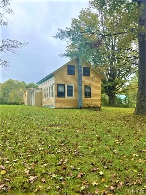 647 Black Creek Rd, Norway, NY 13416