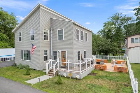 2112 Vincent Ave, Verona Beach, NY 13162