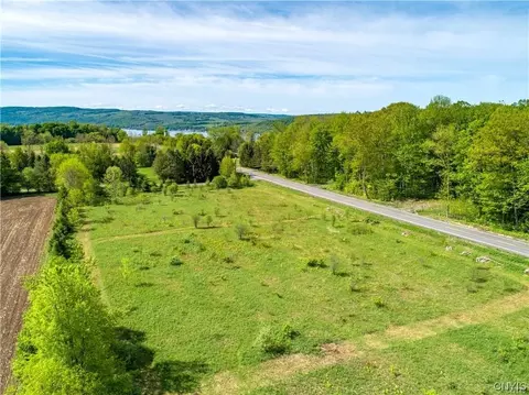 2910 Slate Hill Rd, Marcellus, NY 13110