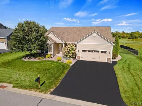 3443 Long Shadow Dr, Lysander, NY 13027