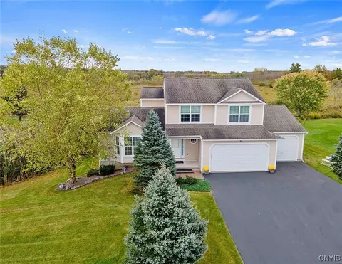 7970 Joss Farm Way, Cicero, NY 13039