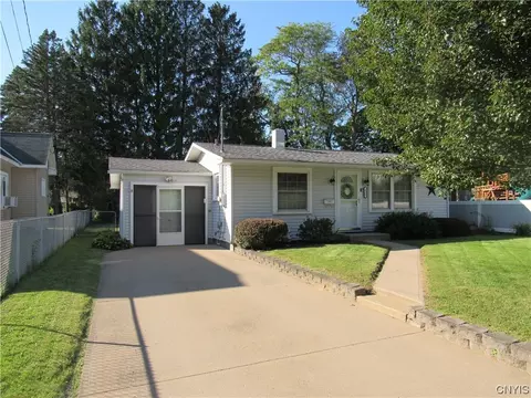 411 Lorraine Ave, Utica, NY 13502