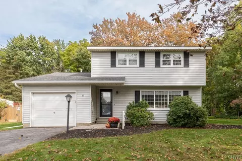 23 Ardencrest Rd, Clay, NY 13090