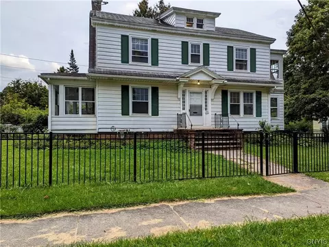 200 Sedgwick St, Syracuse, NY 13203