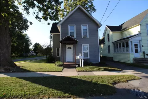 523 Mohawk St, Watertown, NY 13601