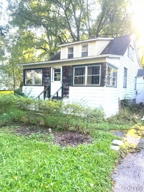 5959 W Lake Rd, Fleming, NY 13021