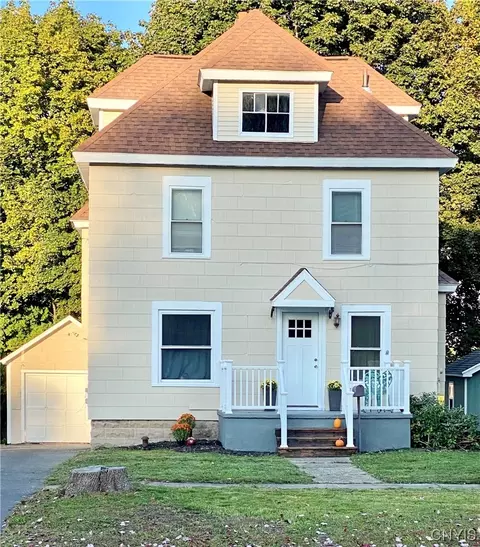 507 W 1st St S, Fulton, NY 13069