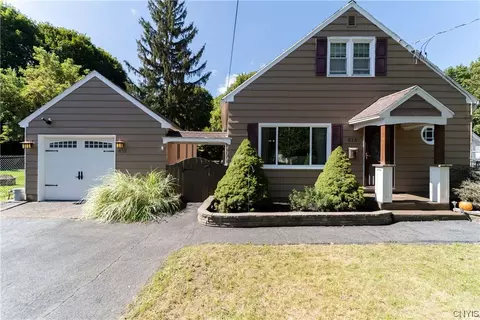 618 Montrose Ave, Geddes, NY 13219
