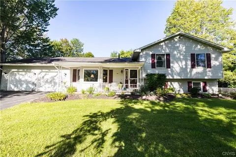 5 Butterfield Dr, Sullivan, NY 13082