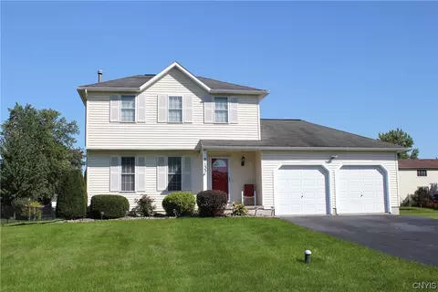 8133 Circuit Rider Path, Cicero, NY 13039