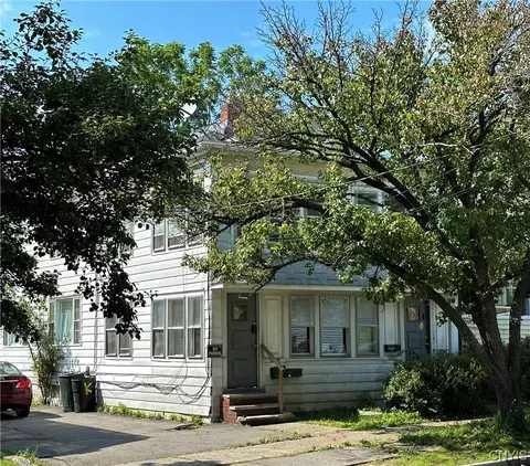 733 E Laurel St, Syracuse, NY 13203