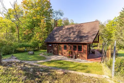 14673 Wildwood Dr N, Sterling, NY 13156