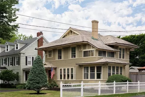 242 Flower Ave W, Watertown, NY 13601