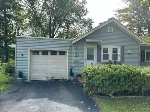 109 Beardslee Ave, Herkimer, NY 13350