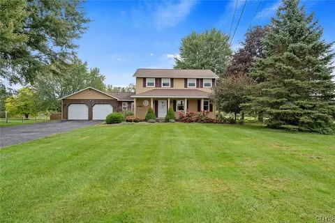 8380 Caughdenoy Rd, Clay, NY 13041