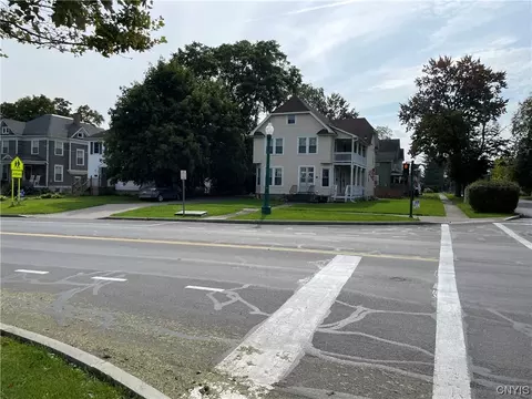160 E Genesee St, Auburn, NY 13021