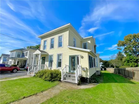 175 Van Anden St, Auburn, NY 13021