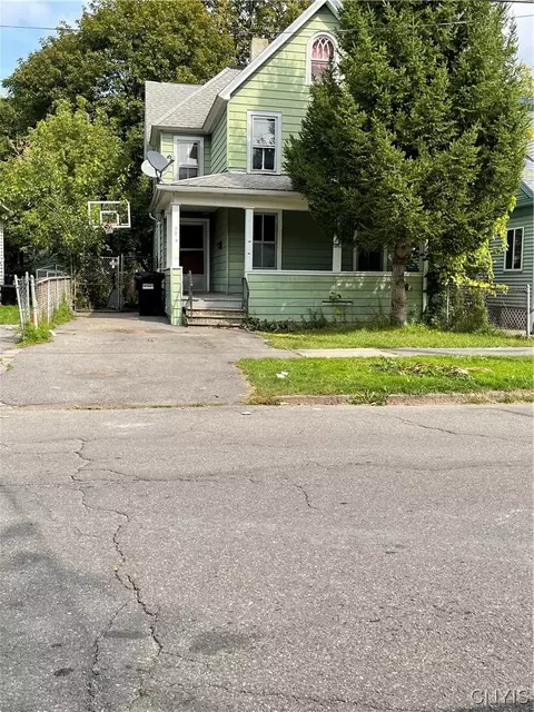 306 Putnam St, Syracuse, NY 13204