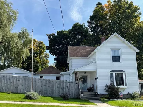7 Franklin St, Champion, NY 13619
