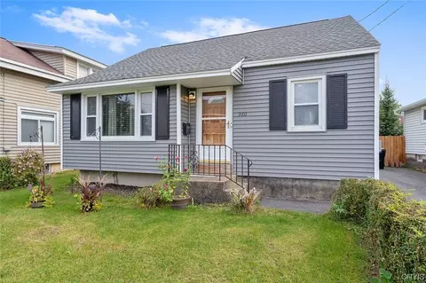 360 Medford Rd, Salina, NY 13208