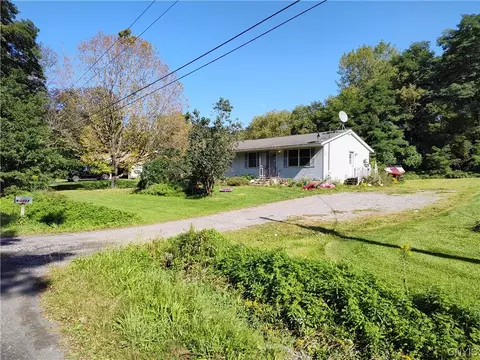 2488 King Rd, Paris, NY 13456