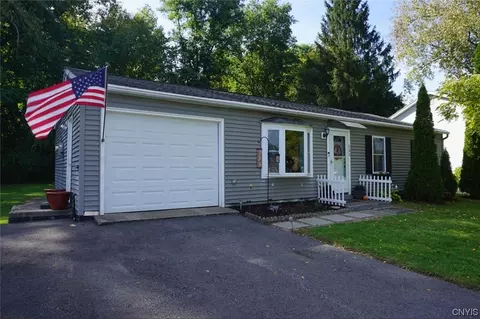 131 Blanchard Blvd, Van Buren, NY 13209