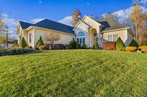 203 Daniel Ct, Deerfield, NY 13502