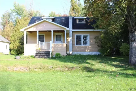 6796 Fremont Rd, East Syracuse, NY 13057