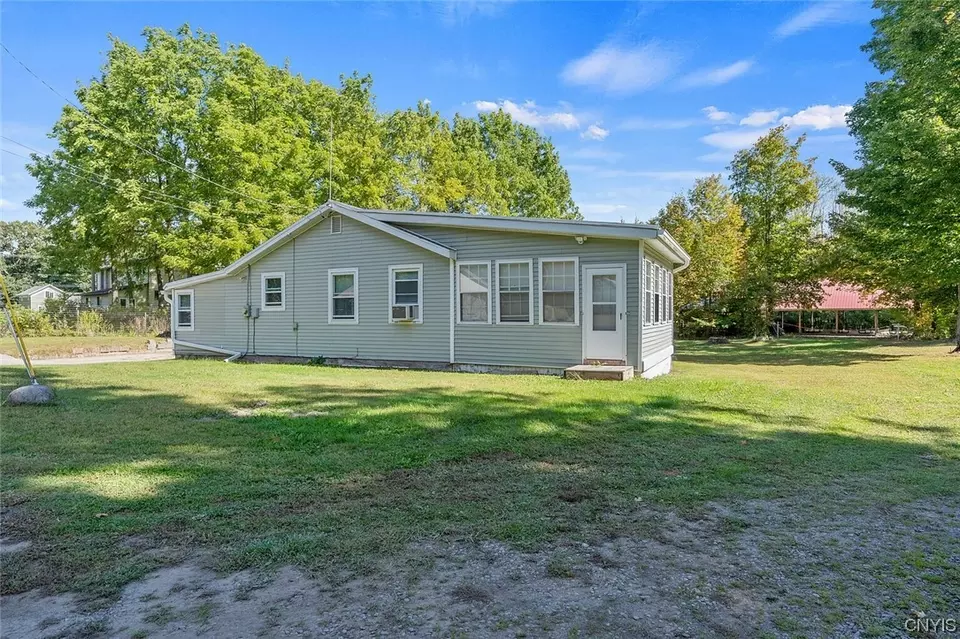 11 White Pines Dr, Pulaski, NY 13142 50 Photos Movoto