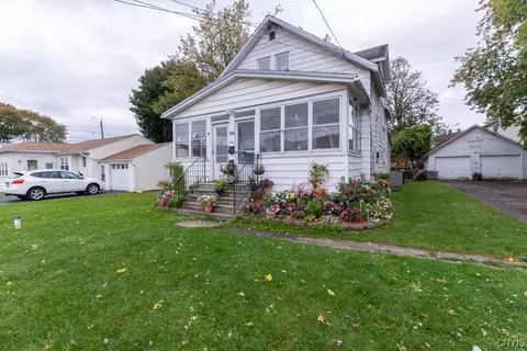 100 Boulevard St, Salina, NY 13211