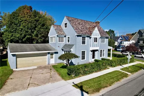 102 Thomas St, Utica, NY 13501