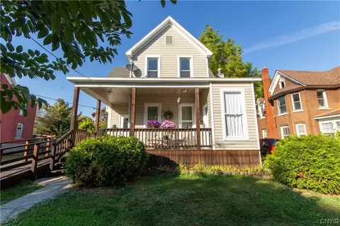 143 Charles St, Watertown, NY 13601