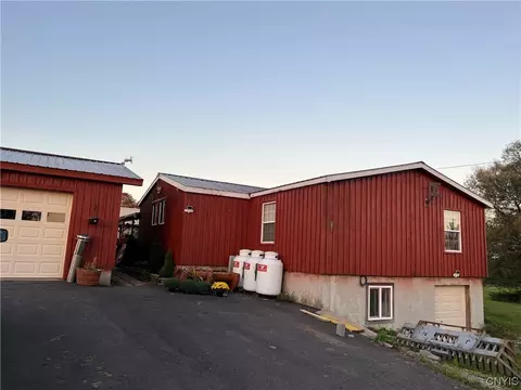 479 Linsay Rd, Newport, NY 13416