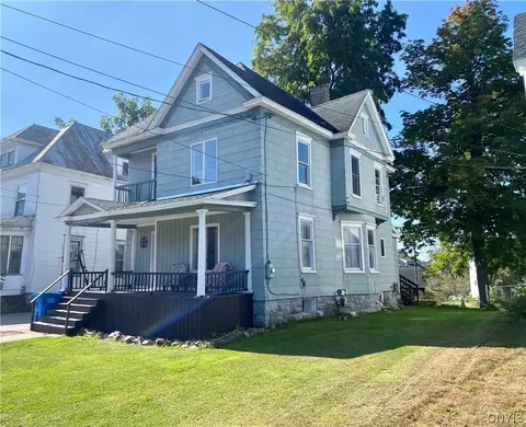 71 Clinton St, Gouverneur, NY 13642