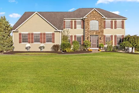 2 Hidden Brook Way, Owasco, NY 13021