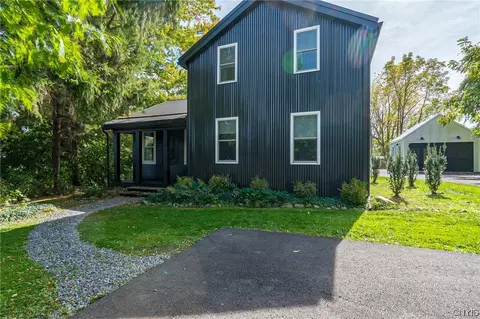1456 Lacy Rd, Skaneateles, NY 13152