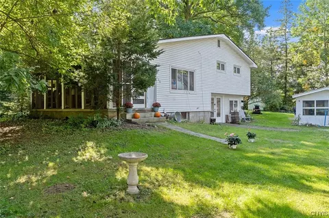 108 Kingston Rd, Elbridge, NY 13060