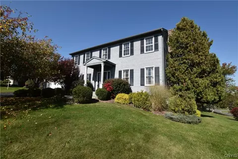 4015 W Langerwood Ln, Onondaga, NY 13215