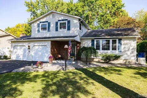 405 Ripplebrook Ln, Minoa, NY 13116