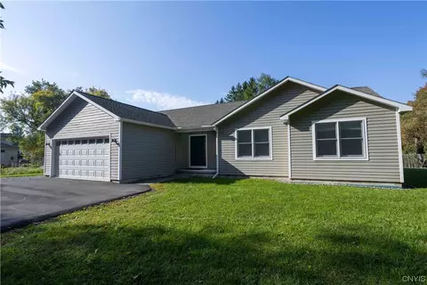 19 Clinton St, Tully, NY 13159 photo 6