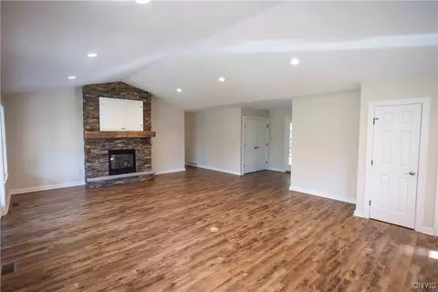 19 Clinton St, Tully, NY 13159 photo 10