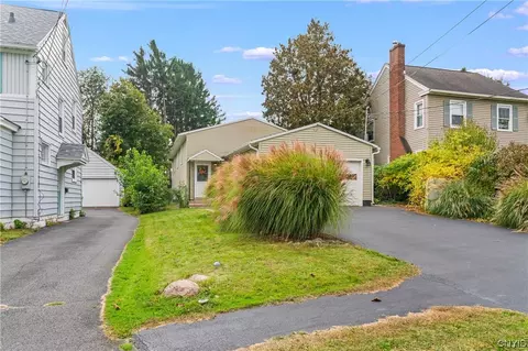 810 Hillside St, Salina, NY 13208