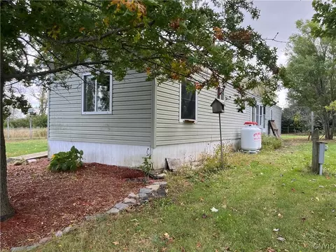4571 Nys Route 12e, Cape Vincent, NY 13618
