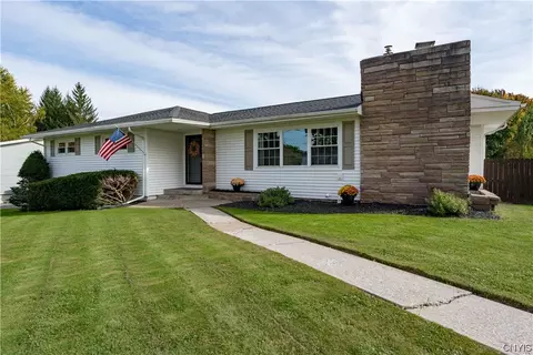 725 S Massey St, Watertown, NY 13601