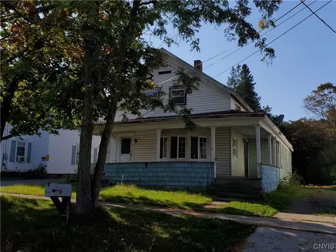 20 S Washington Ave, Oxford, NY 13830