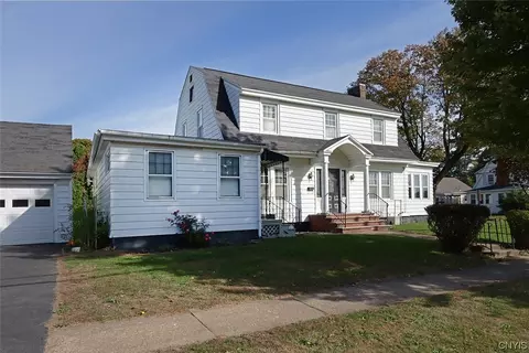 601 Wadsworth St, Syracuse, NY 13208