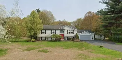 15 Carrie Ln, Hastings, NY 13076