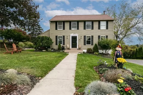 5013 Greenview Ter, Onondaga, NY 13215