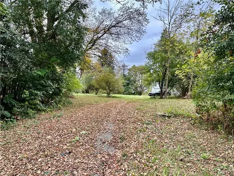 2271 Us Route 11, Lafayette, NY 13084